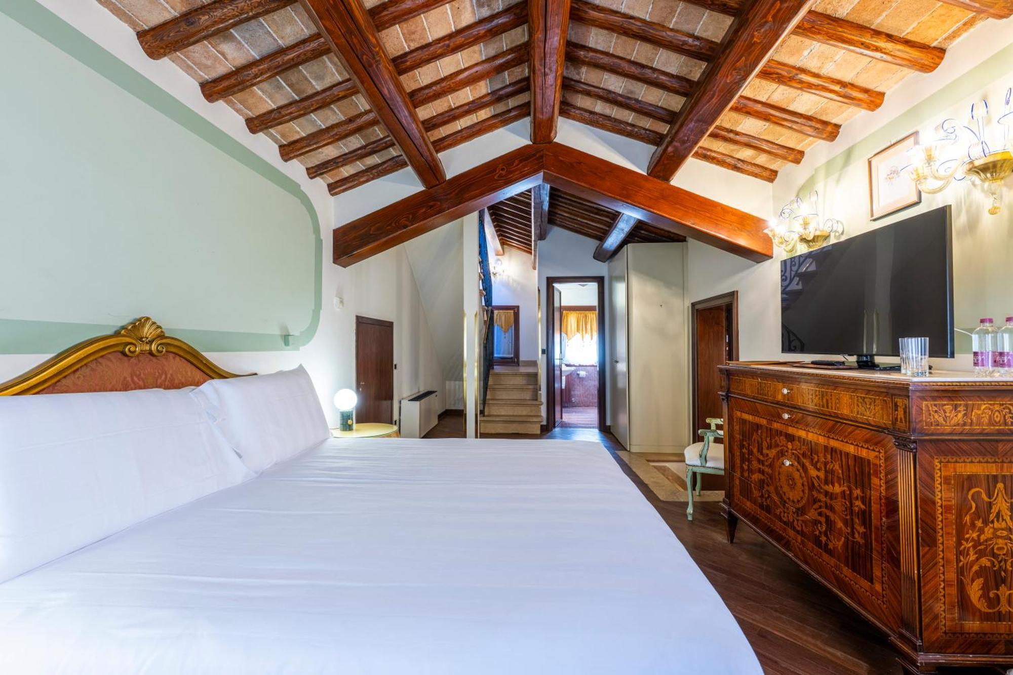 Colombina Hotel 4*